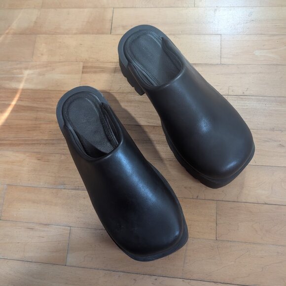 Oak + Fort | Platform Clog Mule - Picture 3 of 10